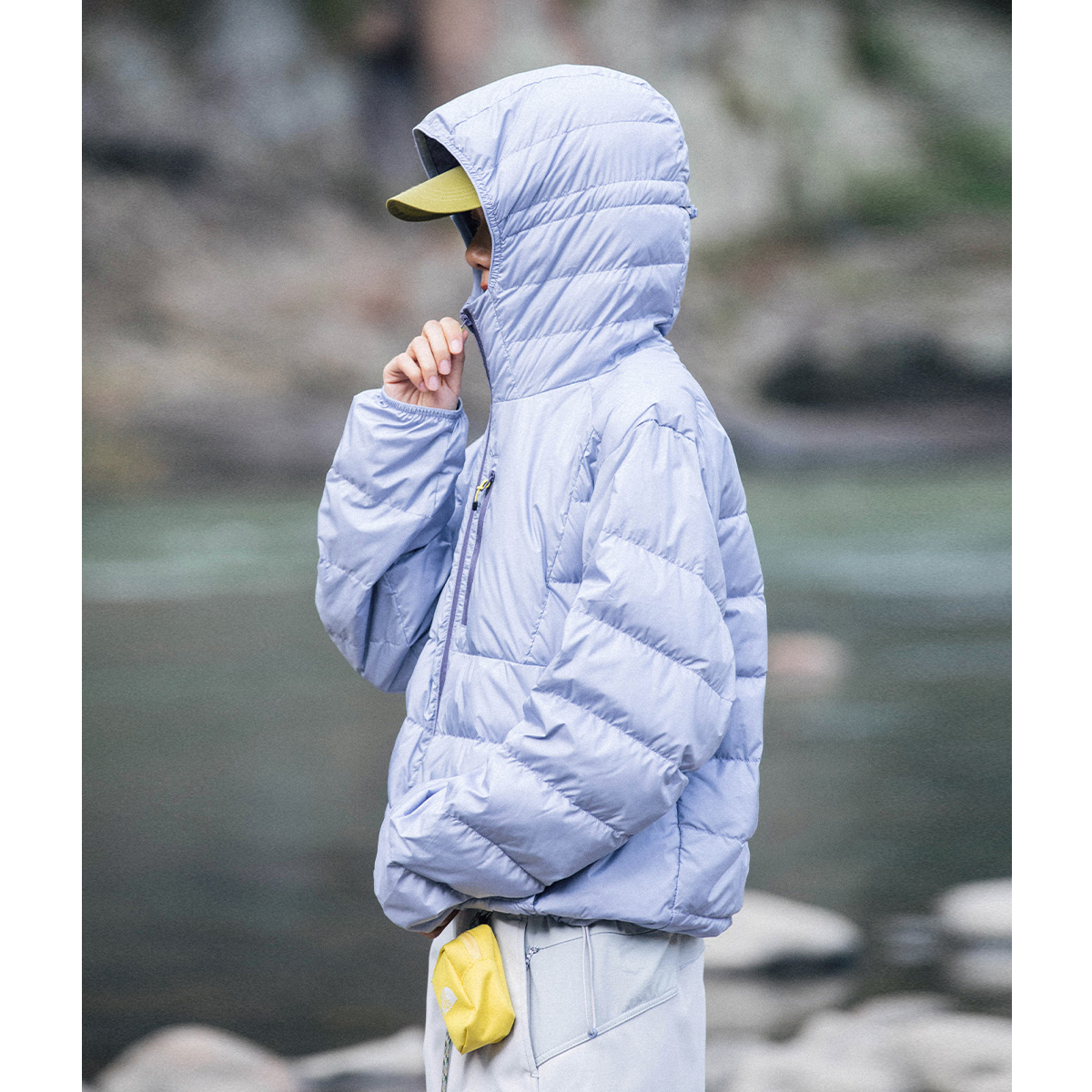 山系户外轻量防泼水排骨羽绒服