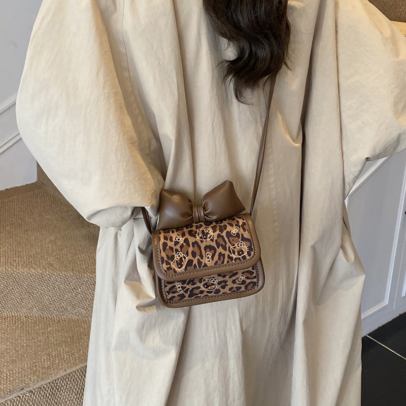 超火小众豹纹迷你小包包女2025新款秋冬复古斜挎包卡通可爱口红包,箱包皮具/热销女包/男包,通用款女包,淘宝优惠券,粉丝福利购,淘宝优惠卷