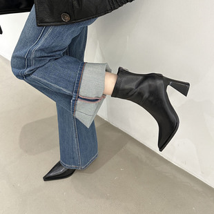 法式尖头高跟短靴女2025秋冬新款瘦瘦靴后拉链复古粗跟时装马丁靴