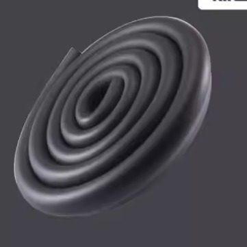 Baby table bubble wrap angle of a U-shaped glass edging tabl