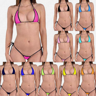 Bikini tiga keping berwarna campur dengan ikatan leher gaya