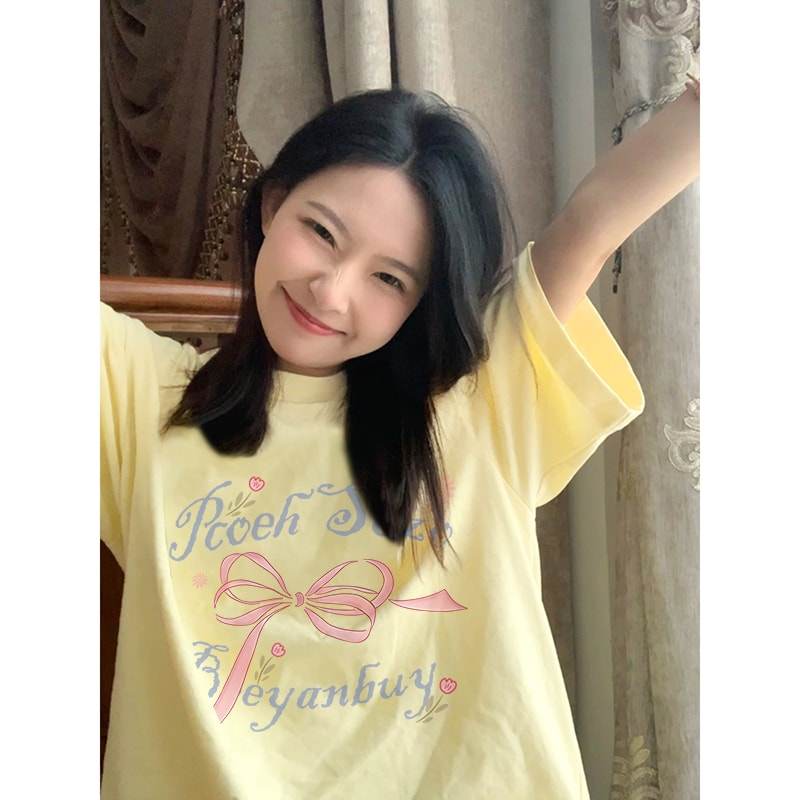奶黄色纯棉短袖t恤女夏季新款设计感小众字母蝴蝶结小个子上衣潮图片