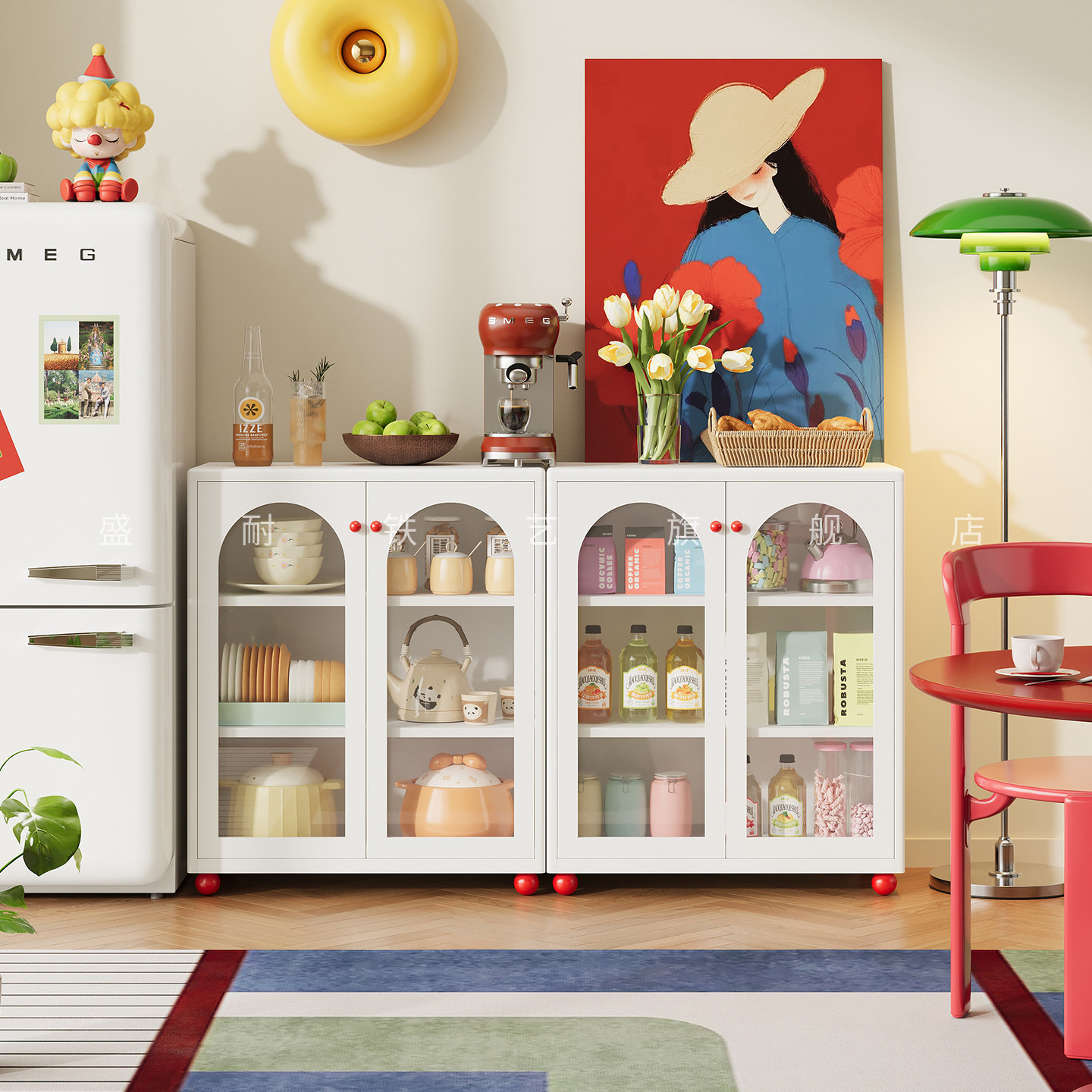 创意钢制餐边柜靠墙一体多层储物柜客厅金属置物架带门矮柜小边柜