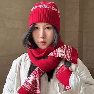 雪花纹跨年红色灰色女士围巾手工帽子三件套羊毛针织冬季毛线帽