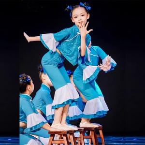 马儿嘟嘟骑演出服小凳子道具外婆桥童年童忆音乐踩水舞蹈表演服装