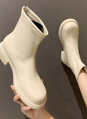 白色切尔西靴女秋季百搭短筒马丁靴ins软皮瘦瘦靴厚底英伦风短靴