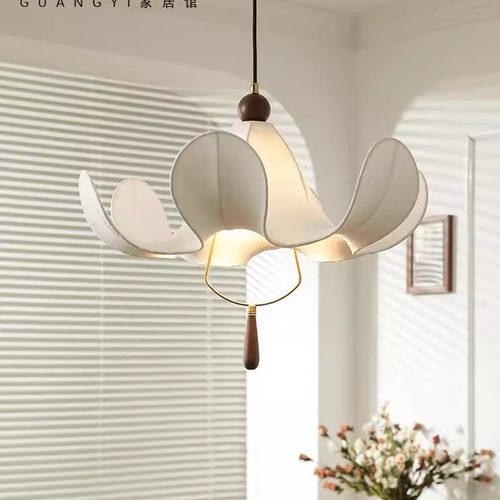 法式中古花朵吊灯原创设计花颜月貌复古卧室半吊灯主卧衣帽间灯具