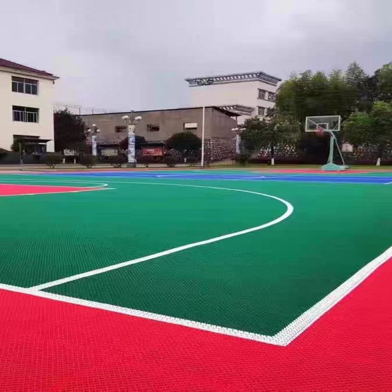 热销悬浮地垫幼儿k园室外悬浮式拼装地板操场羽毛球塑料篮球场悬