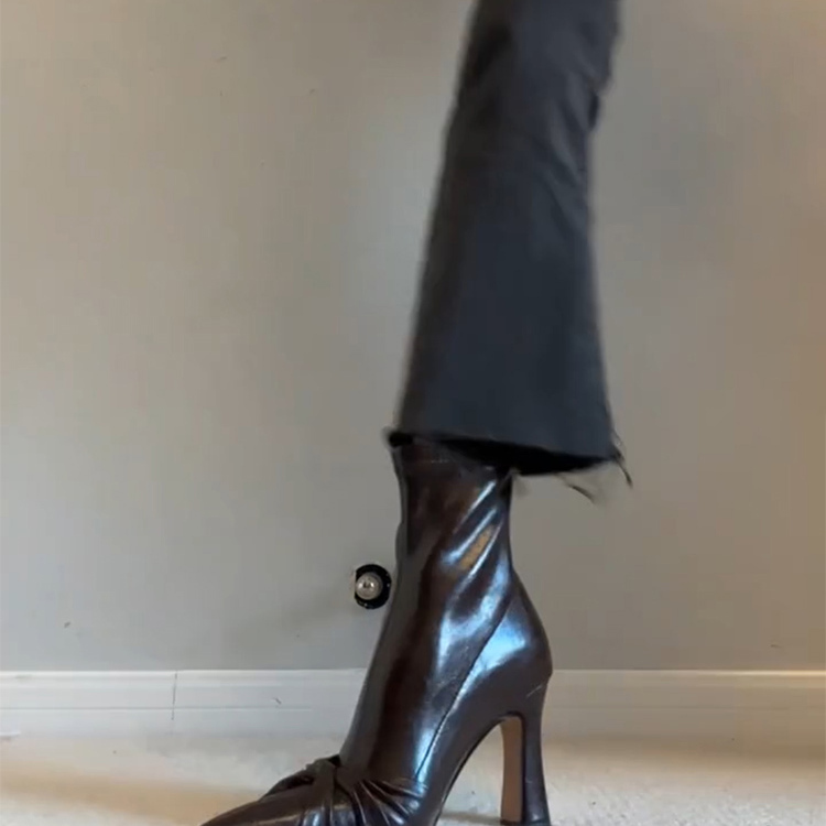 尖头真皮弹力瘦瘦靴蝴蝶结马丁靴