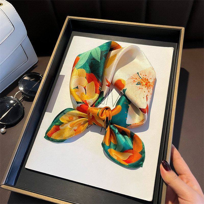 丝绸女春季百搭蝴蝶小兔子真丝围巾小领巾100%桑蚕丝丝巾小方巾