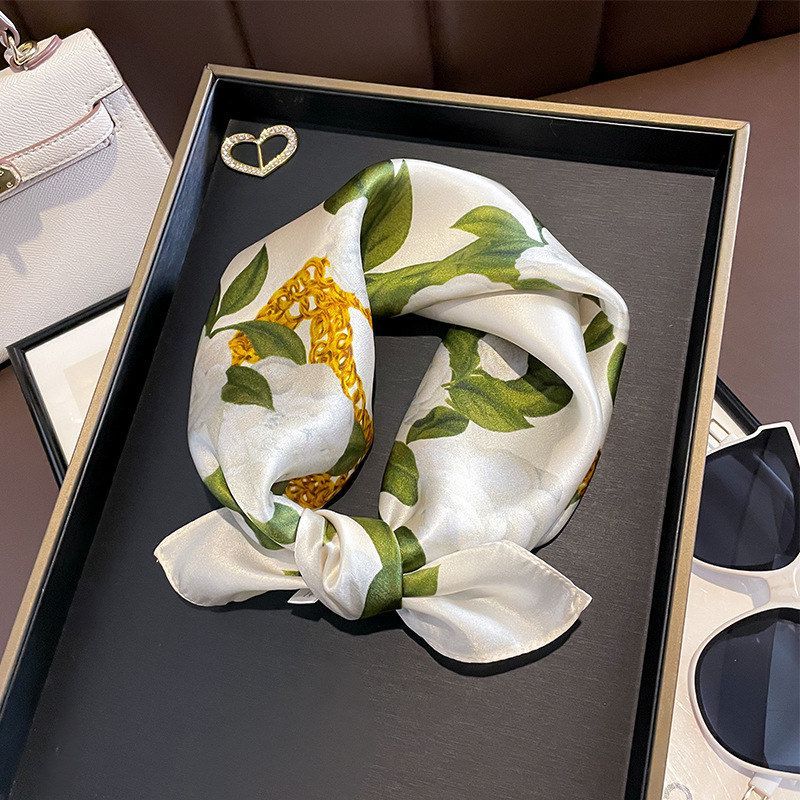 杭州丝绸春季百搭经典花朵锁链