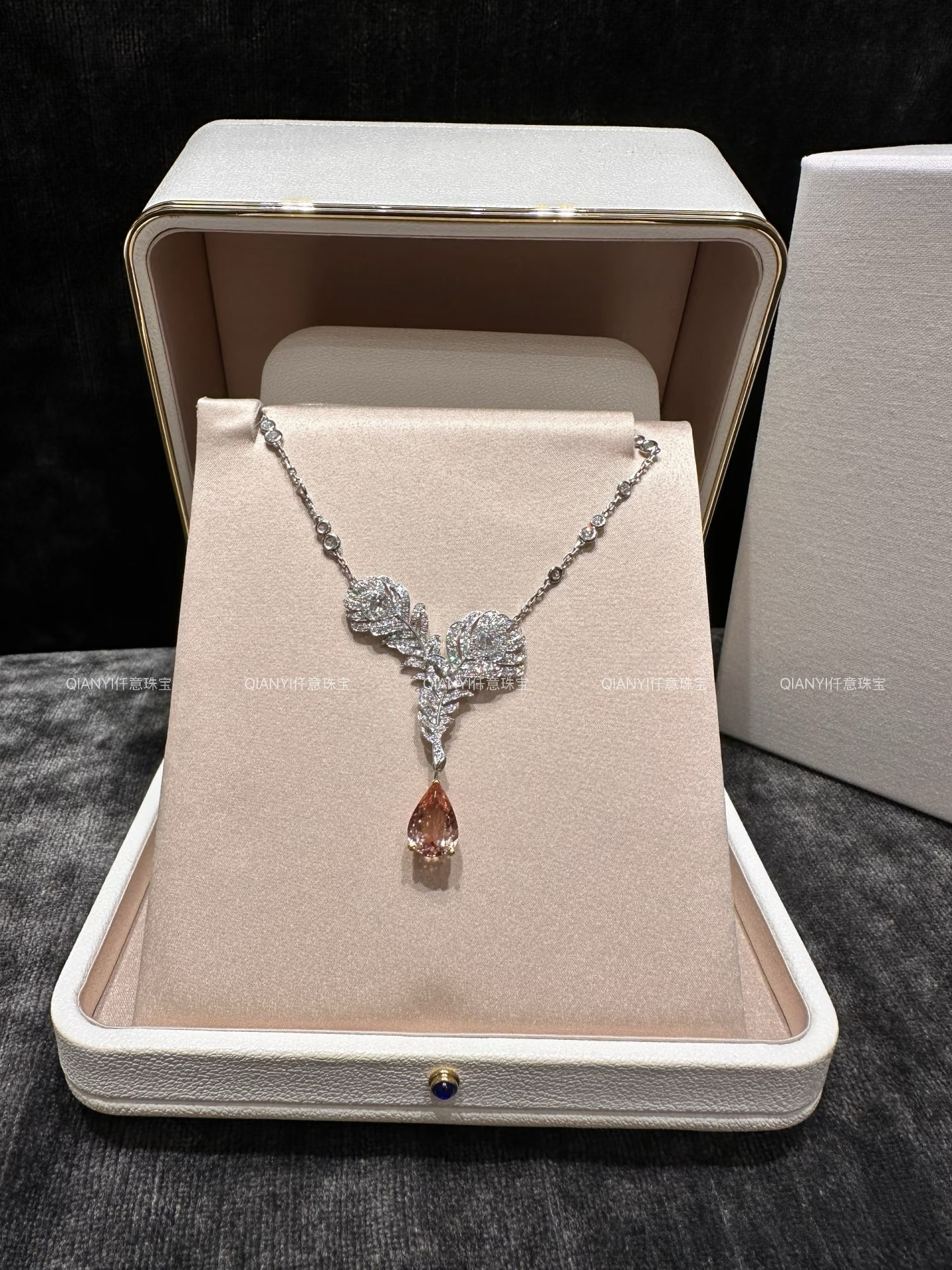 QIANYI仟意珠宝【定制系列】羽毛名媛富家千金s925银高碳粉钻项链