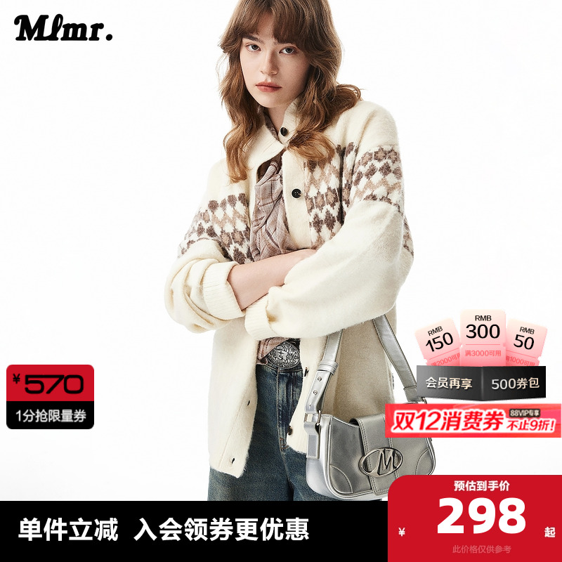 略宽松版型；半高领领型；含羊毛面料；纽扣