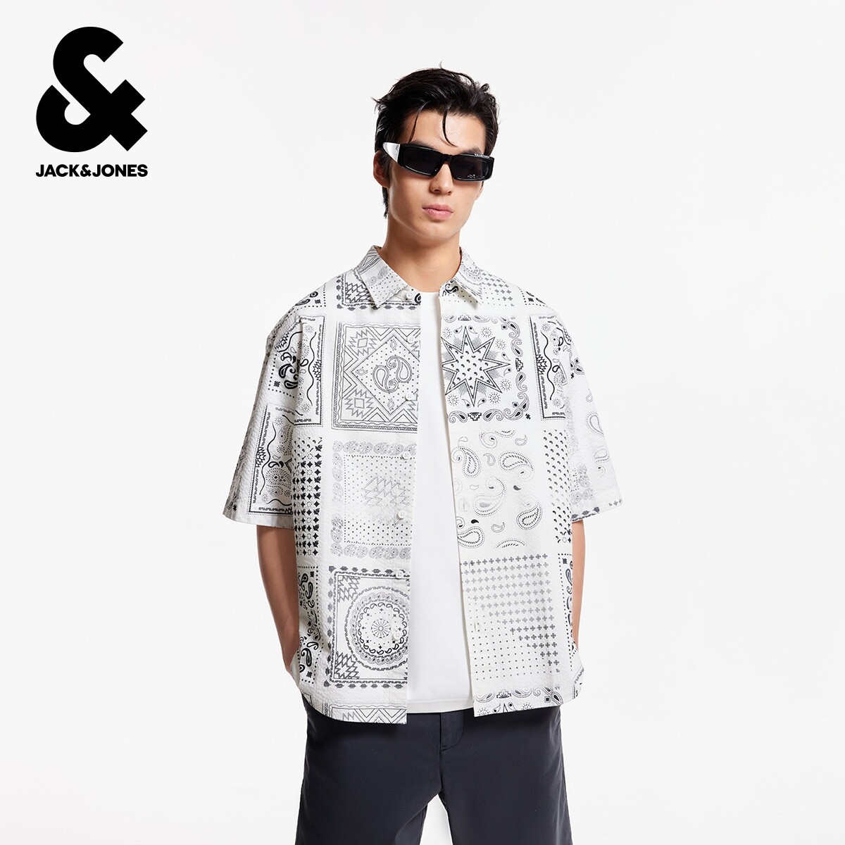 杰克琼斯奥特莱斯男装夏季新款衬衫满印翻领全棉宽松休闲短袖上衣