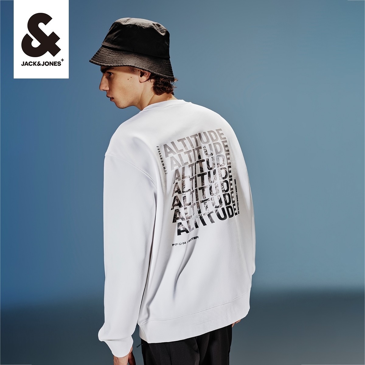 奥特莱斯杰克琼斯23年秋冬新款字母宽松圆领纯色加绒卫衣上衣男装