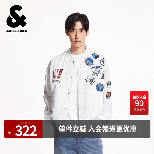 略宽松版型；棒球领领口；按扣门襟