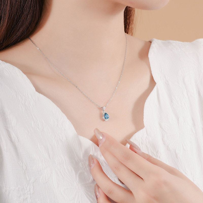 S925纯银蓝色水滴形托帕石项链女