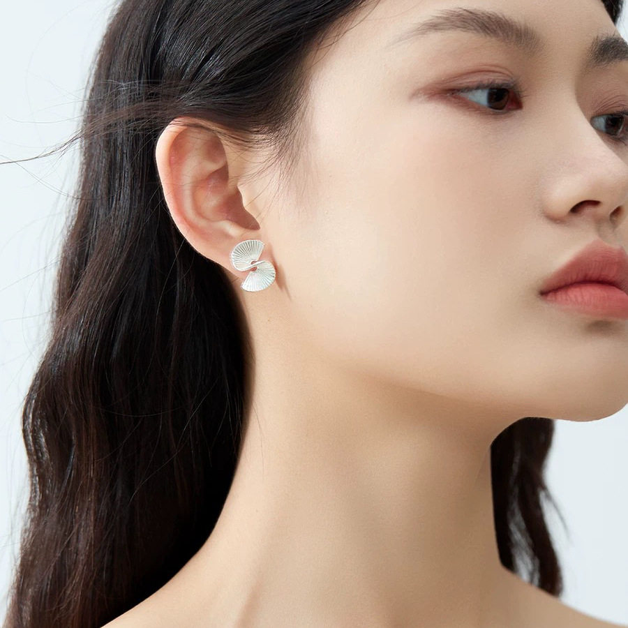 s925纯银折纸扇耳钉女轻奢小众不
