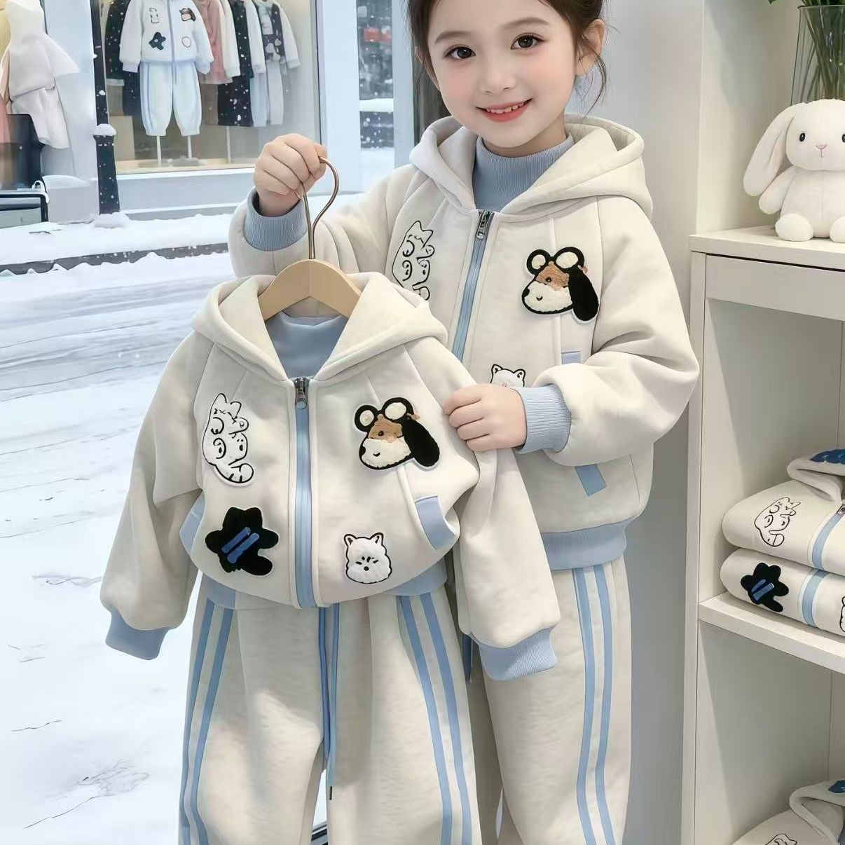 儿童男女春款套装贴布绣2026新款时尚百搭休闲舒适两件套拉链上衣