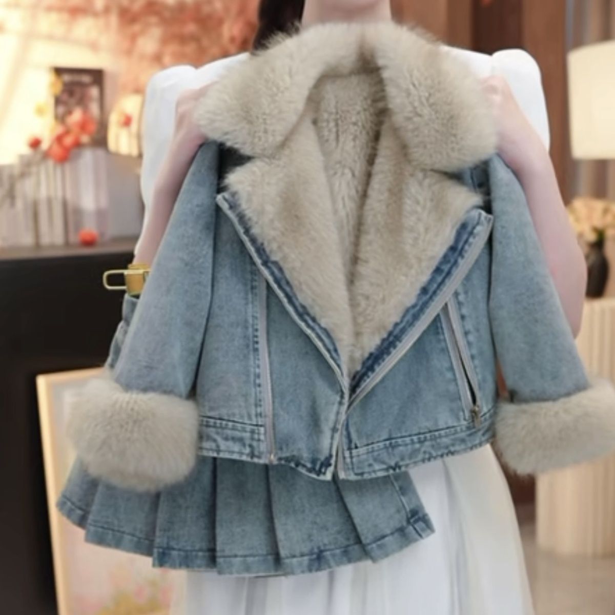 女童冬季加绒加厚牛仔外套套装2025新款韩版牛仔夹克百褶裙两件套