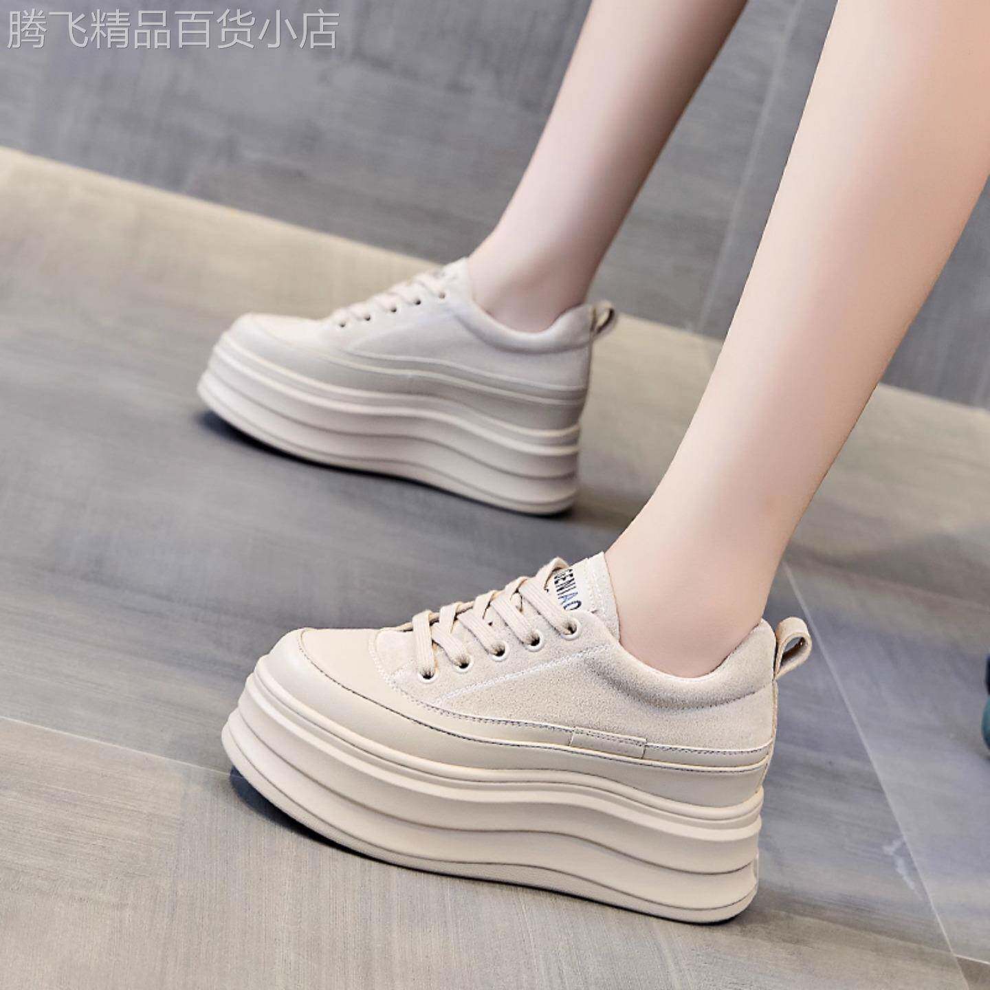 香港小白鞋女百搭2025秋季松糕厚底超火板鞋10cm厚底内增高女鞋子