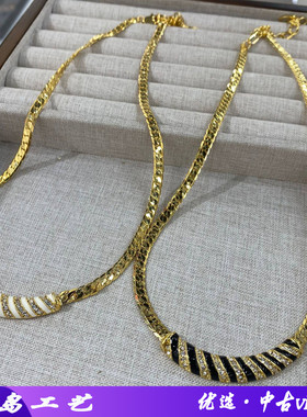 vintage项链黑色条纹镶钻弧形滴