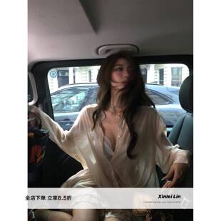 珠光雪纺飘逸不规则衬衫 Xinlei Lin 微醺流光 不规则蕾丝半裙套装