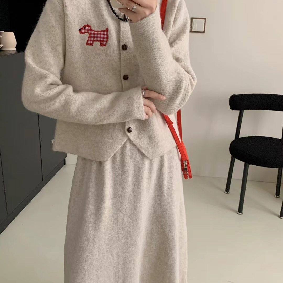 针织开衫毛衣小狗甜美慵懒两件套贴布秋季新款宽松套装