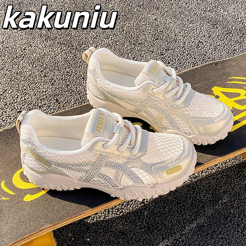 Qadın idman ayaqqabısı, yüngül mesh tennis və badminton üçün