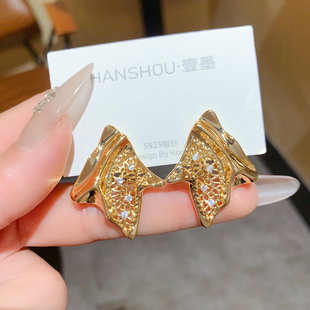 2026新款复古褶皱耳环金属冷淡风几何不规则耳钉女小众设计感耳饰