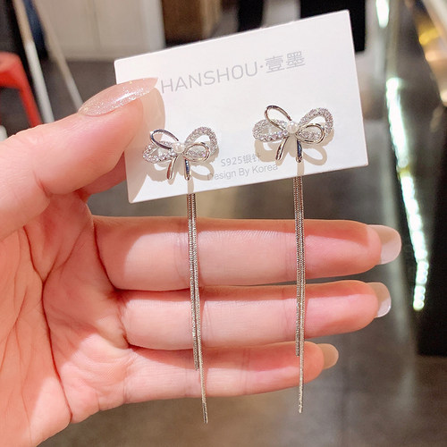 设计感蝴蝶结耳钉女长款