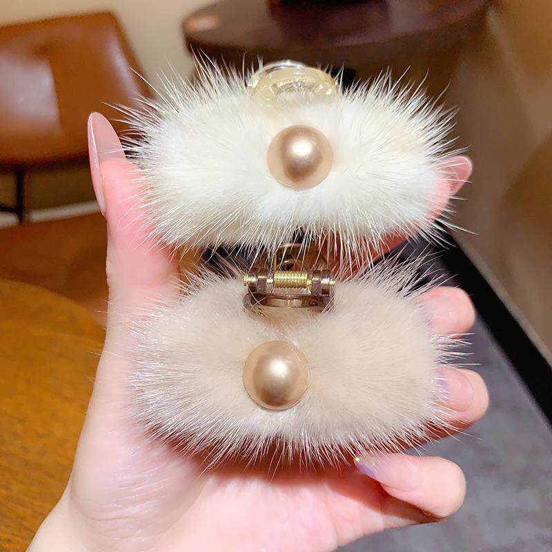 秋冬新款可爱毛绒抓夹轻奢高级感后脑勺侧边盘发水貂毛鲨鱼夹发夹,饰品/流行首饰/时尚饰品新,发饰,淘宝优惠券,粉丝福利购,淘宝优惠卷