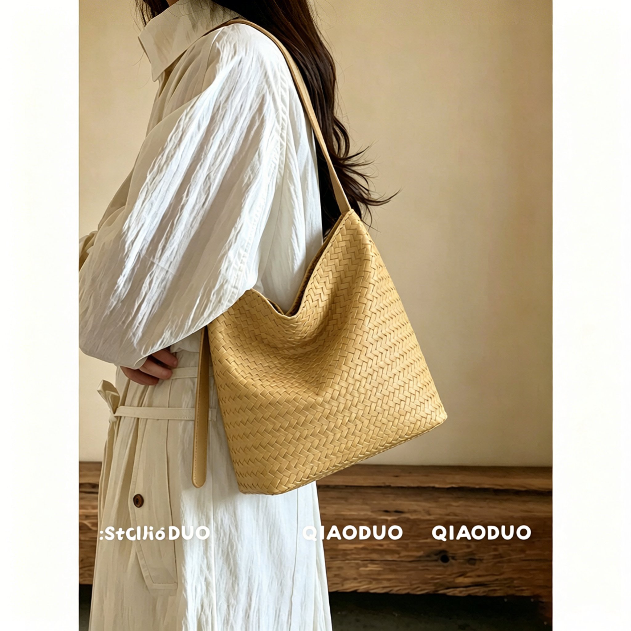 简约斜挎大容量编织水桶包包女士2026新款夏季轻奢软皮通勤单肩包