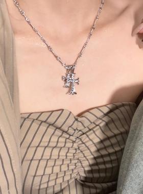 十字架长款项链女生轻奢小众设计感甜酷锁骨链银色欧美颈链配饰夏