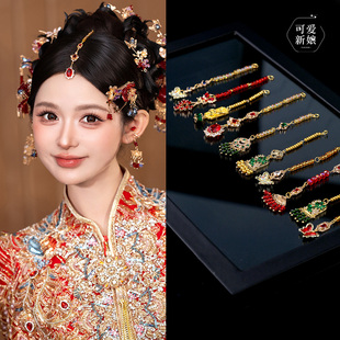 百搭秀禾点缀用精致眉心坠水晶额饰中式减龄古典晨袍造型甜美头饰