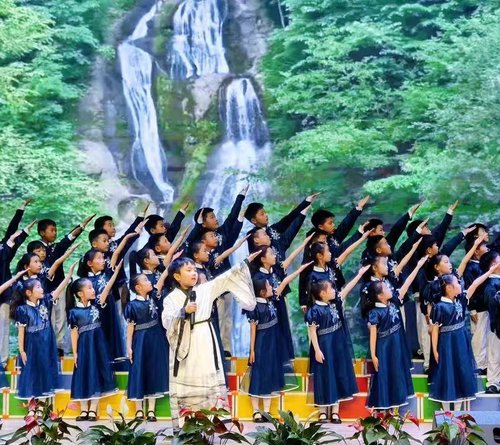 六一儿童演出服中学生初中生小学生大合唱团女朗诵队歌咏比赛服装