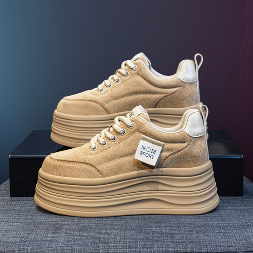 内增高8cm小白鞋女爆款松糕板鞋