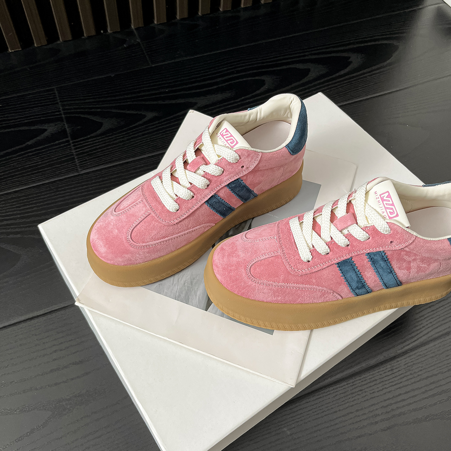 2025秋冬新款小码3332厚底板鞋女百搭内增高系带老爹鞋