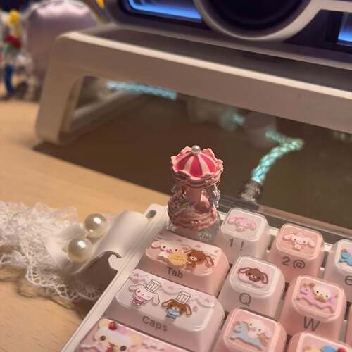 粉色旋转木马键帽ESC键立体装饰品精致可爱风会转diy机械键盘配件