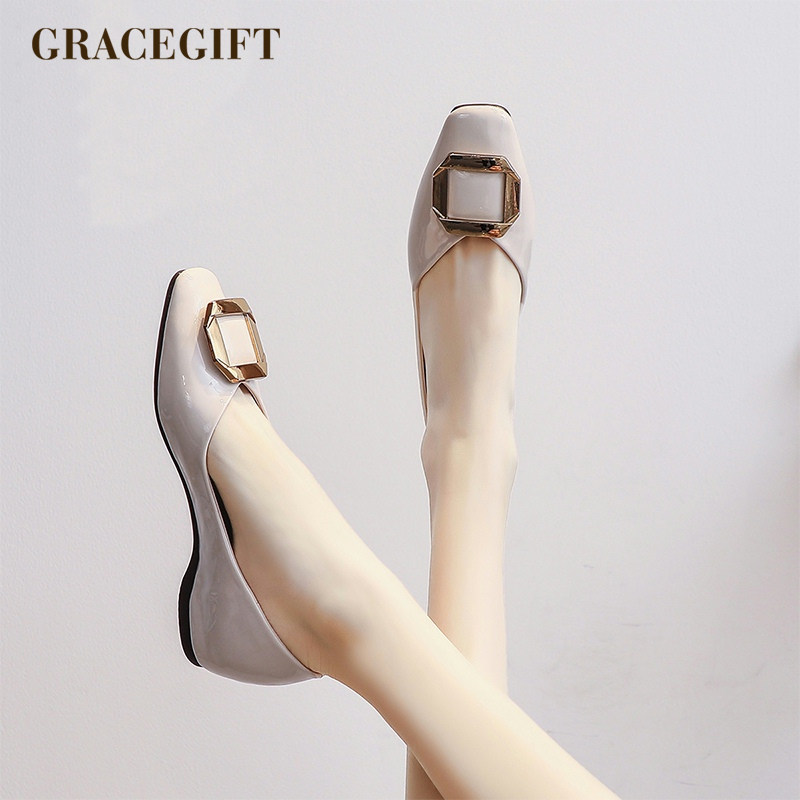 grace gift漆皮方扣装饰平底单鞋女舒适方头气质晚晚鞋女鞋浅口