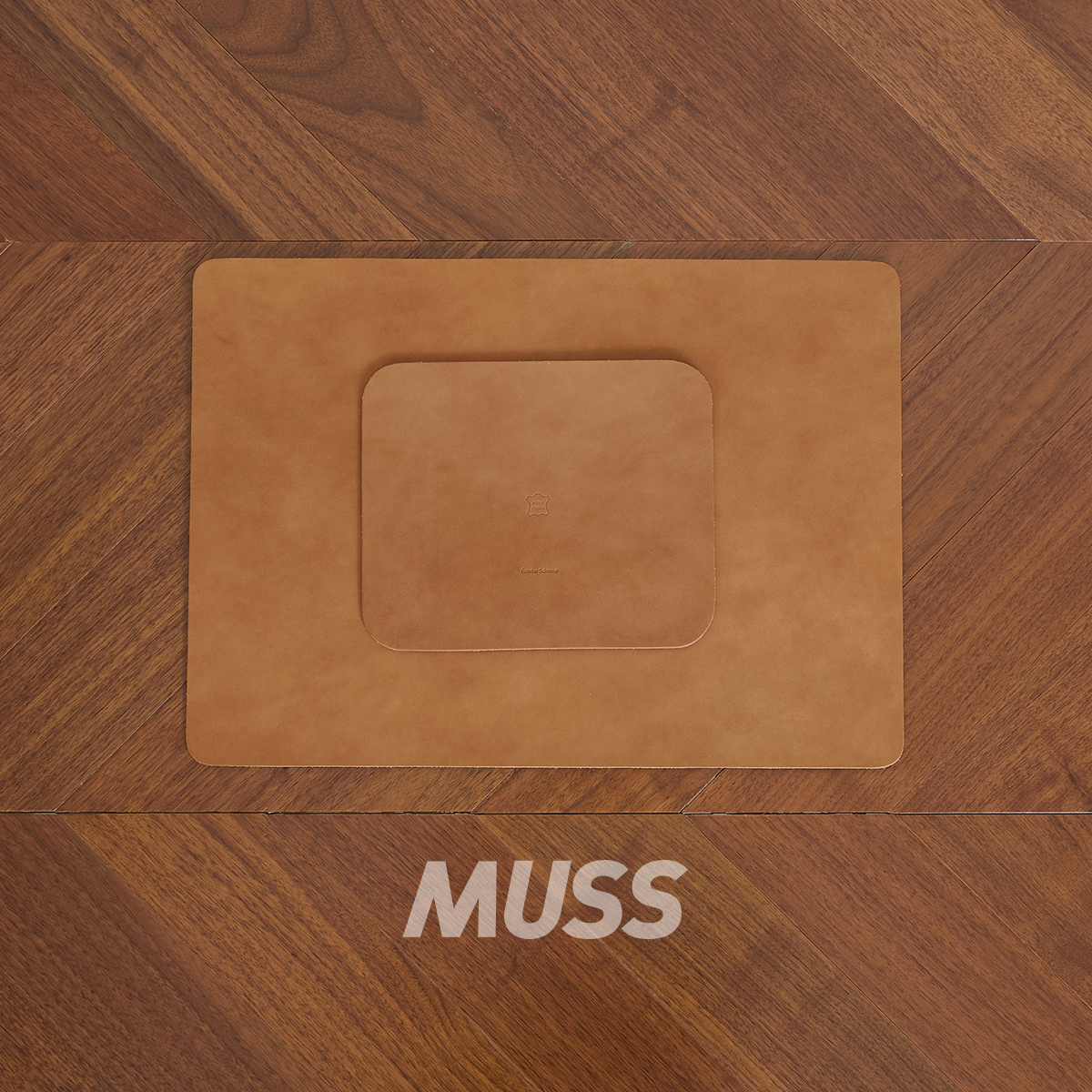 HENDERSCHEME日产桌垫鼠标垫