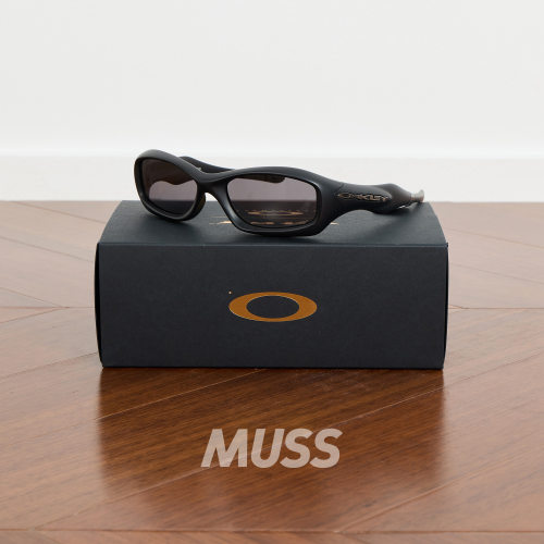 现货 OAKLEY Muzm Fatcat 欧克利复古机能太阳眼镜全框墨镜 26SS
