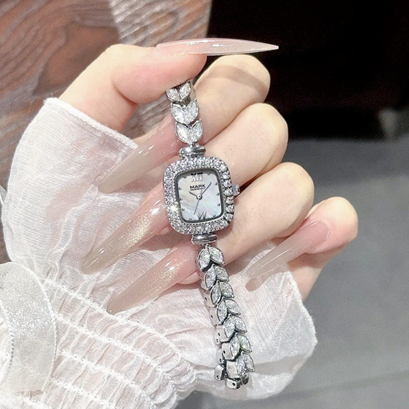 马克华菲小金穗女士手表女款学生西太后女式手表生日礼物送女友