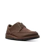 Самоходное управление Clarks Gravelle Low in Brown Nubuck - темно-коричневый нубук