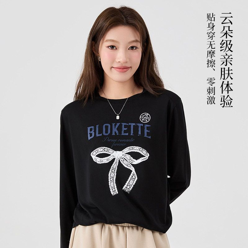 正肩雪花棉印花长袖t恤女春夏新款薄款打底衫女设计感圆领上衣女