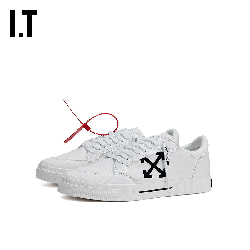OFF-WHITE™系带运动鞋图片
