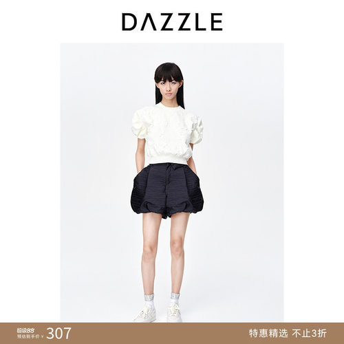 休闲DAZZLE短裤地素花苞