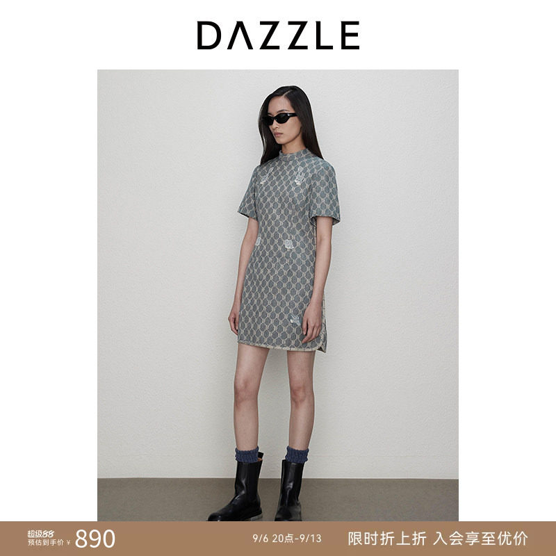 DAZZLE地素奥莱 连衣裙秋季女装爱的吉象牛仔复古魔方旗袍图片