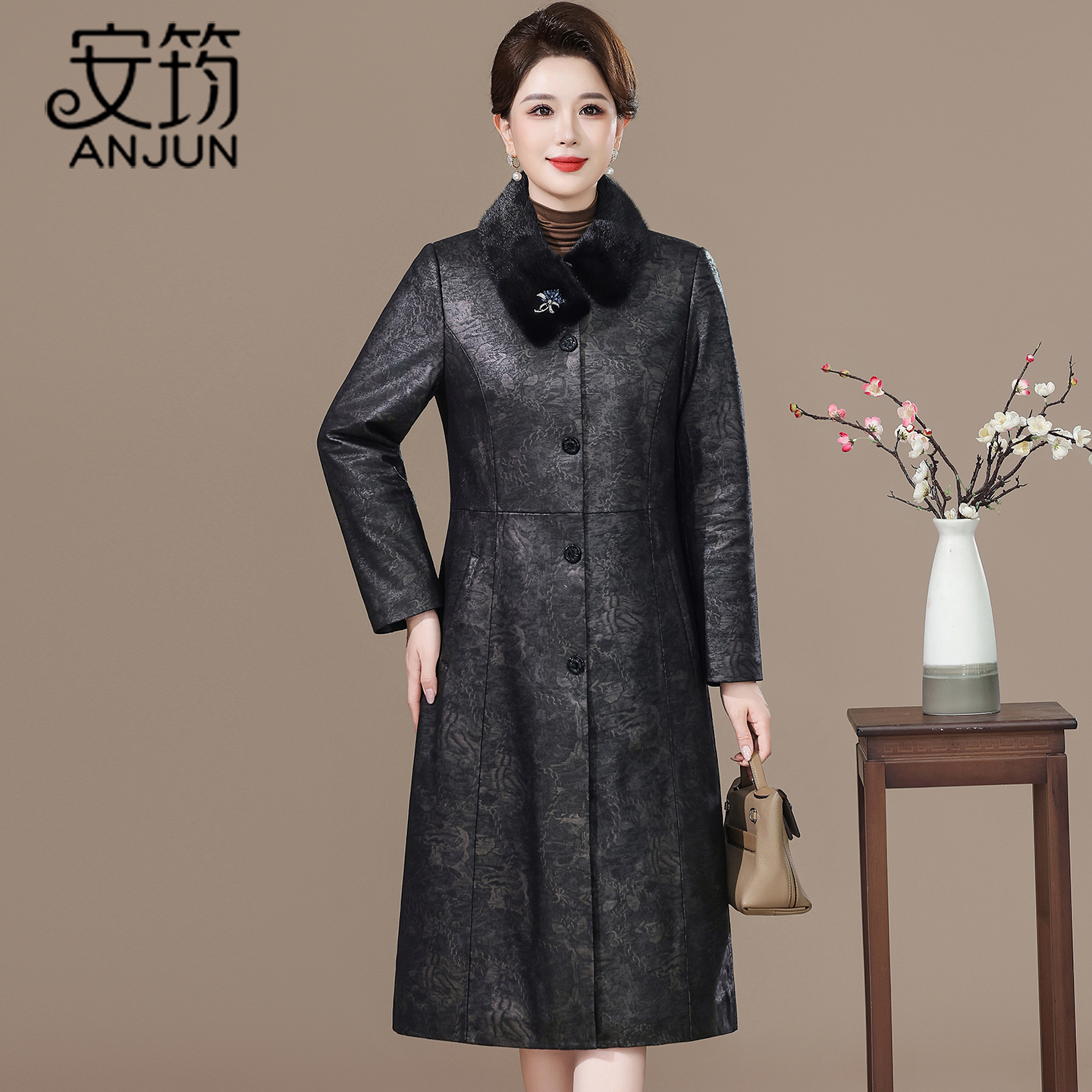 绵羊皮真皮羽绒服女2025冬新款海宁皮衣外套休闲宽松水貂毛领长款