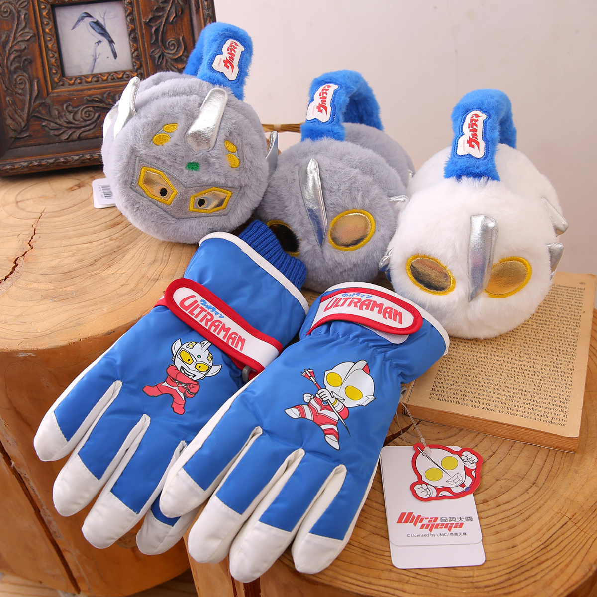 奥特曼儿童耳罩滑雪手套玩雪2025